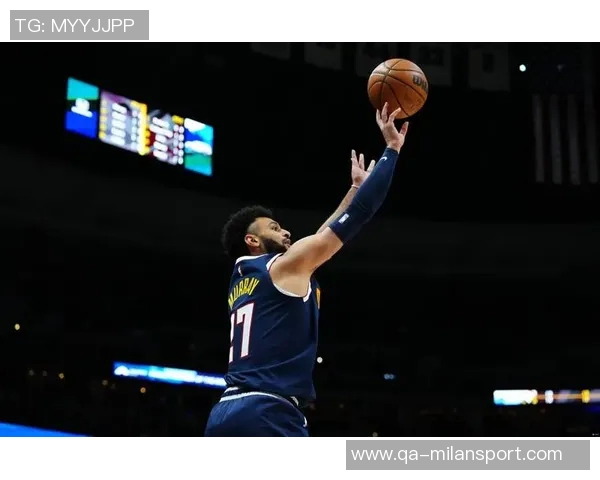 穆雷火力全开29投16中砍下43分6篮板三分球命中率高达55