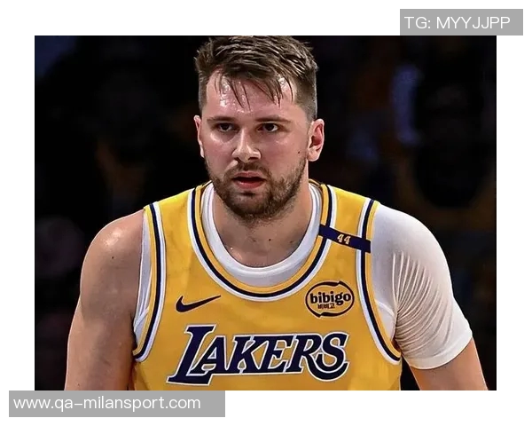 东契奇瘦身显成效半场高效得分22分展现攻防全能实力