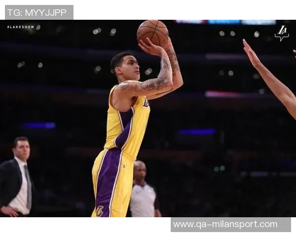 新无眉大侠沃尔什三战表现惊艳场均15分命中率95三分命中率83