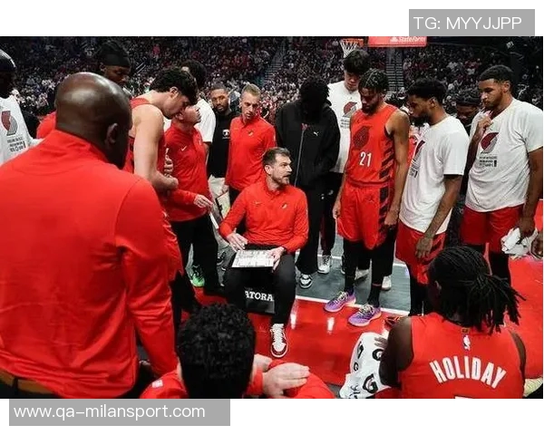 拓媒晒奥尼尔科比合照调侃杨瀚森与布雷克韦斯利的奇妙对比