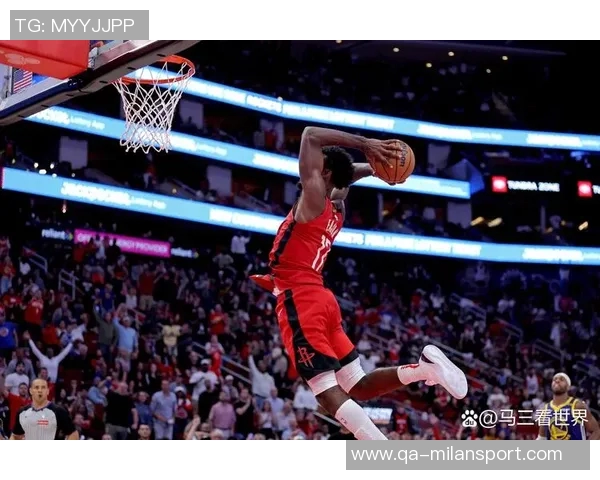 火箭队进攻火力全开但防守漏洞频现能否实现双赢局面